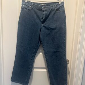 Lee Relaxed Straight Leg Jeans at the Waist | Petite 18 | Classic Medium Wash